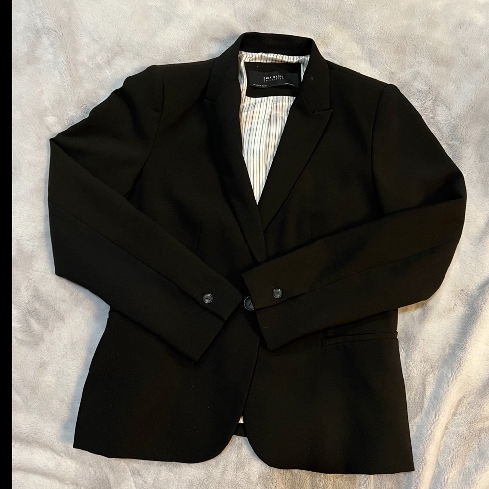 Women’s Zara blazer
